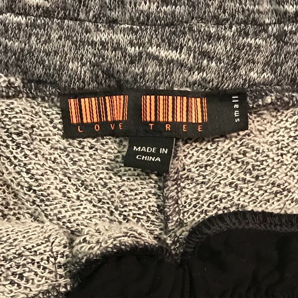 Love Tree❤️ 🌳 2 tone sweats - Picture 5 of 7